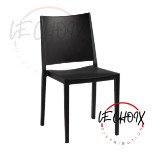 Chaise en plastique
